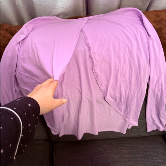 Fabletics Soft Lavender Long Sleeve Top - Picture 4 of 4